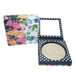 MAC By Richard Quinn Day_Glow Extra Dimension Skinfinish